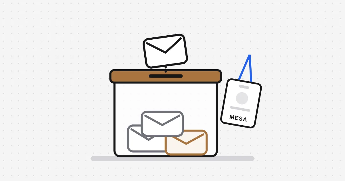 Una urna transparente con un sobre de votación entrando y una acreditación de miembro de mesa.